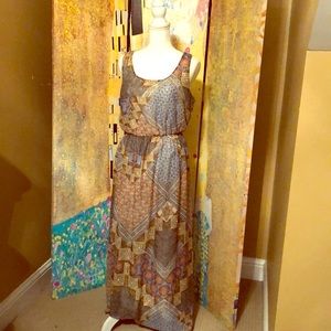 Sleeveless bohemian style dress